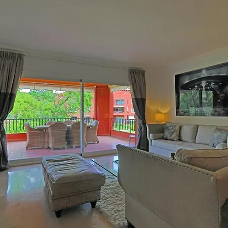 R08 Mijas Golf Apartment